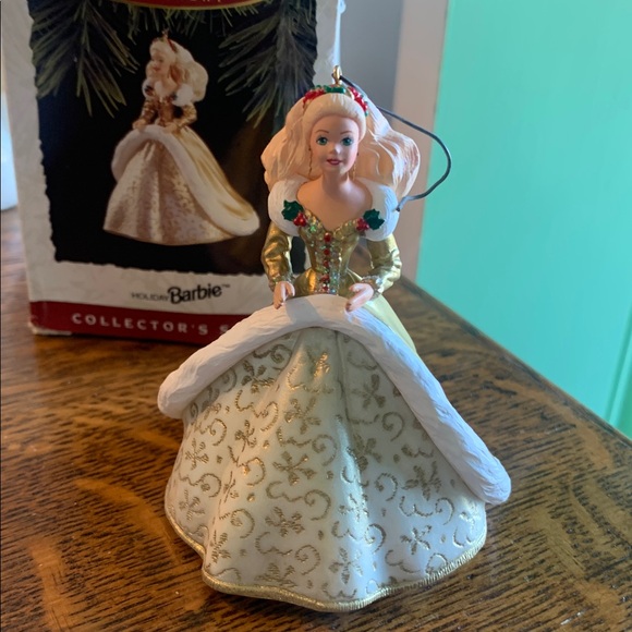 Hallmark Keepsake 1994 Holiday Barbie Collector’s Series - Picture 2 of 7